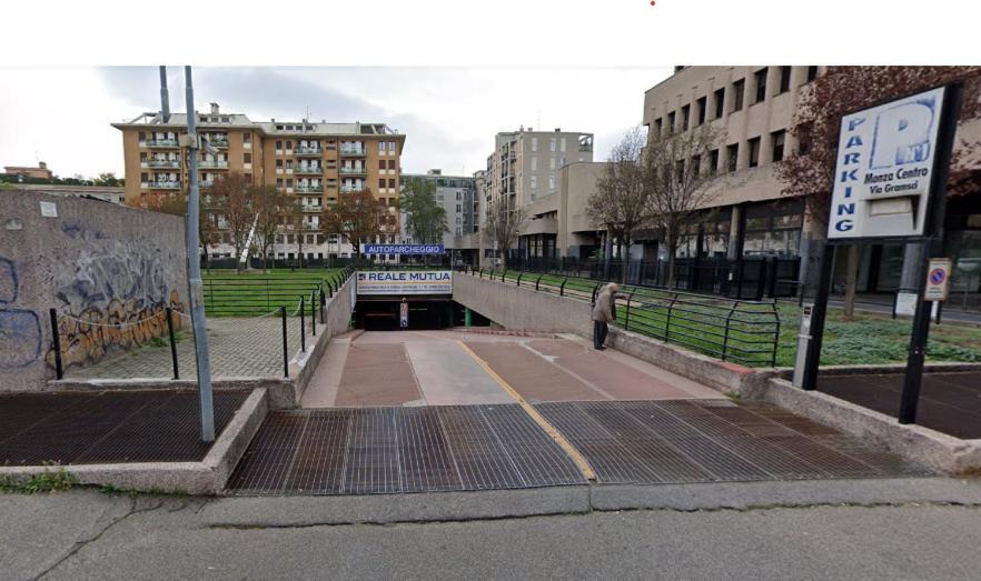 מונצה Mako Suites - Centro E Stazione מראה חיצוני תמונה